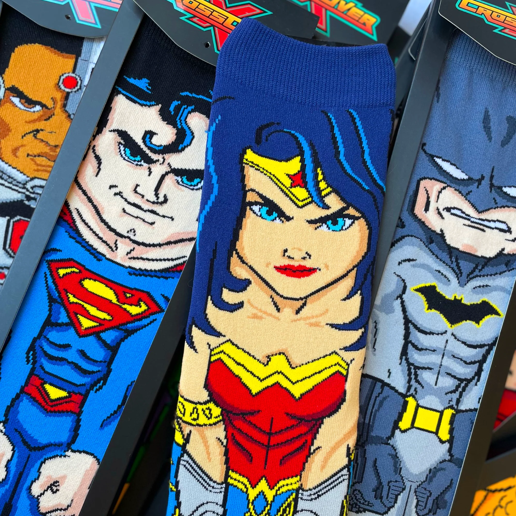 SWAG x CROSSOVER - WONDER WOMAN (DC003) - PAIR - Image 3